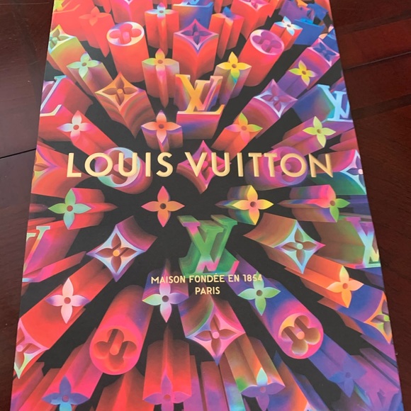 Louis Vuitton Gift Bag - Picture 1 of 2